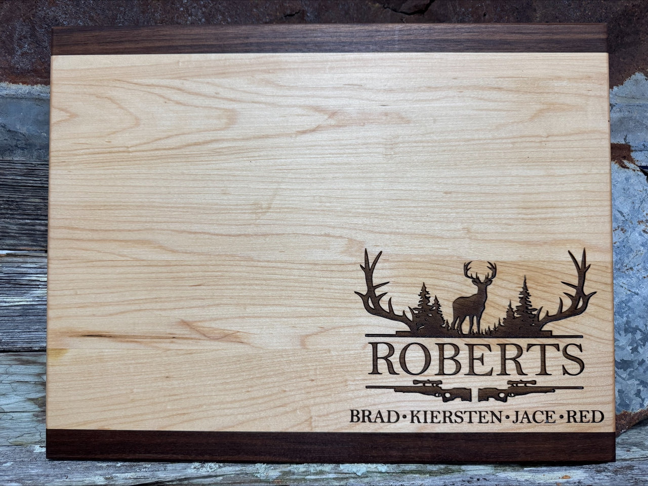 ANTLER RIDGE CUTTING BOARD