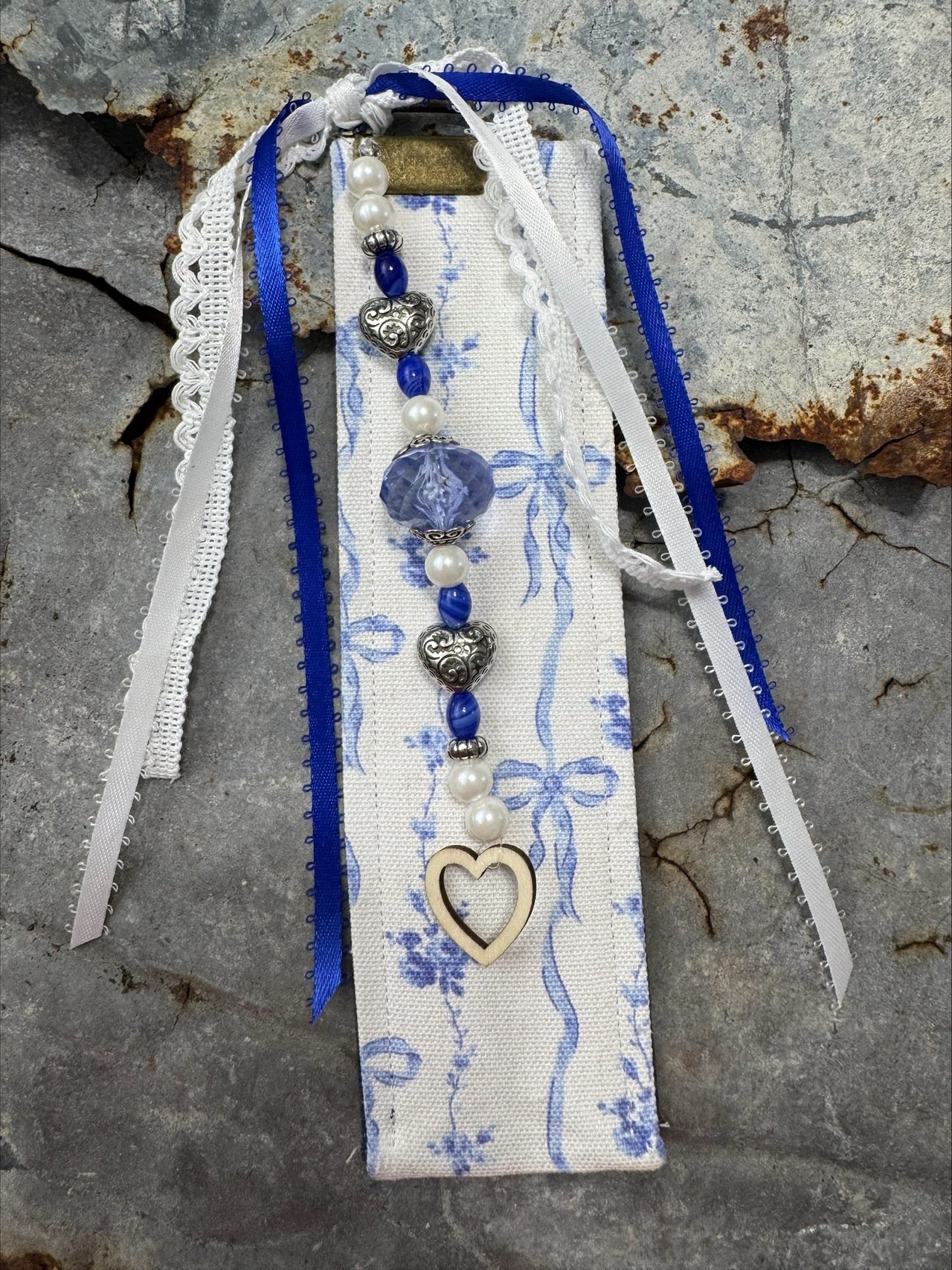 BLUES AND BOWS 2 BOOKMARK