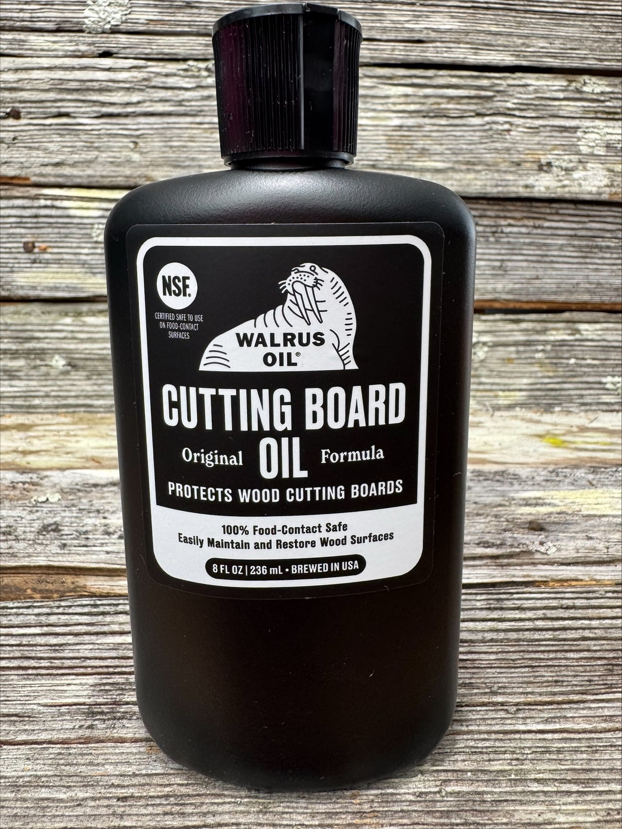 WALRUS CUTTING BOARD OIL