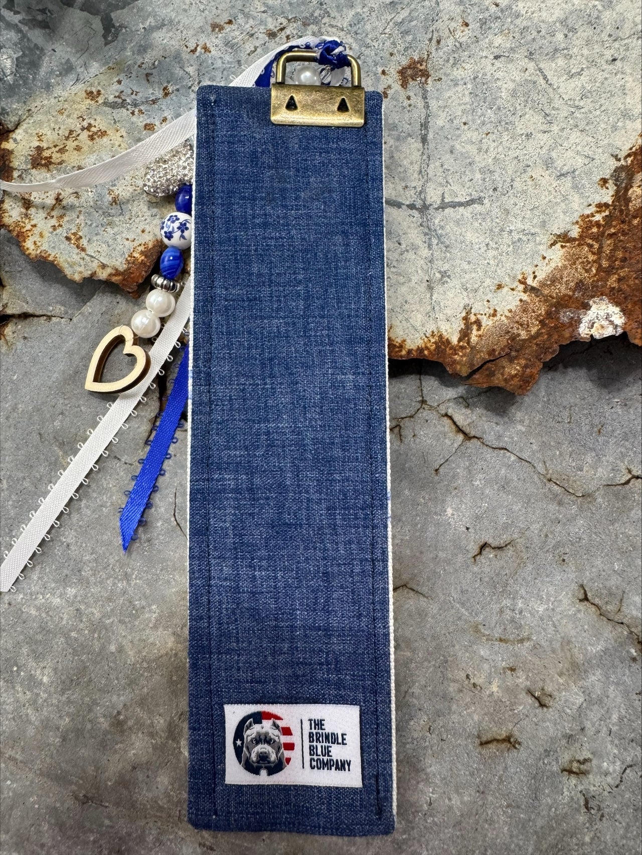 BLUES AND BOWS 1 BOOKMARK